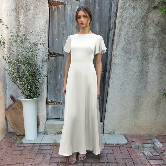 Fame and Partners Ivory Andrea dress size 4 - Picture 4 of 5